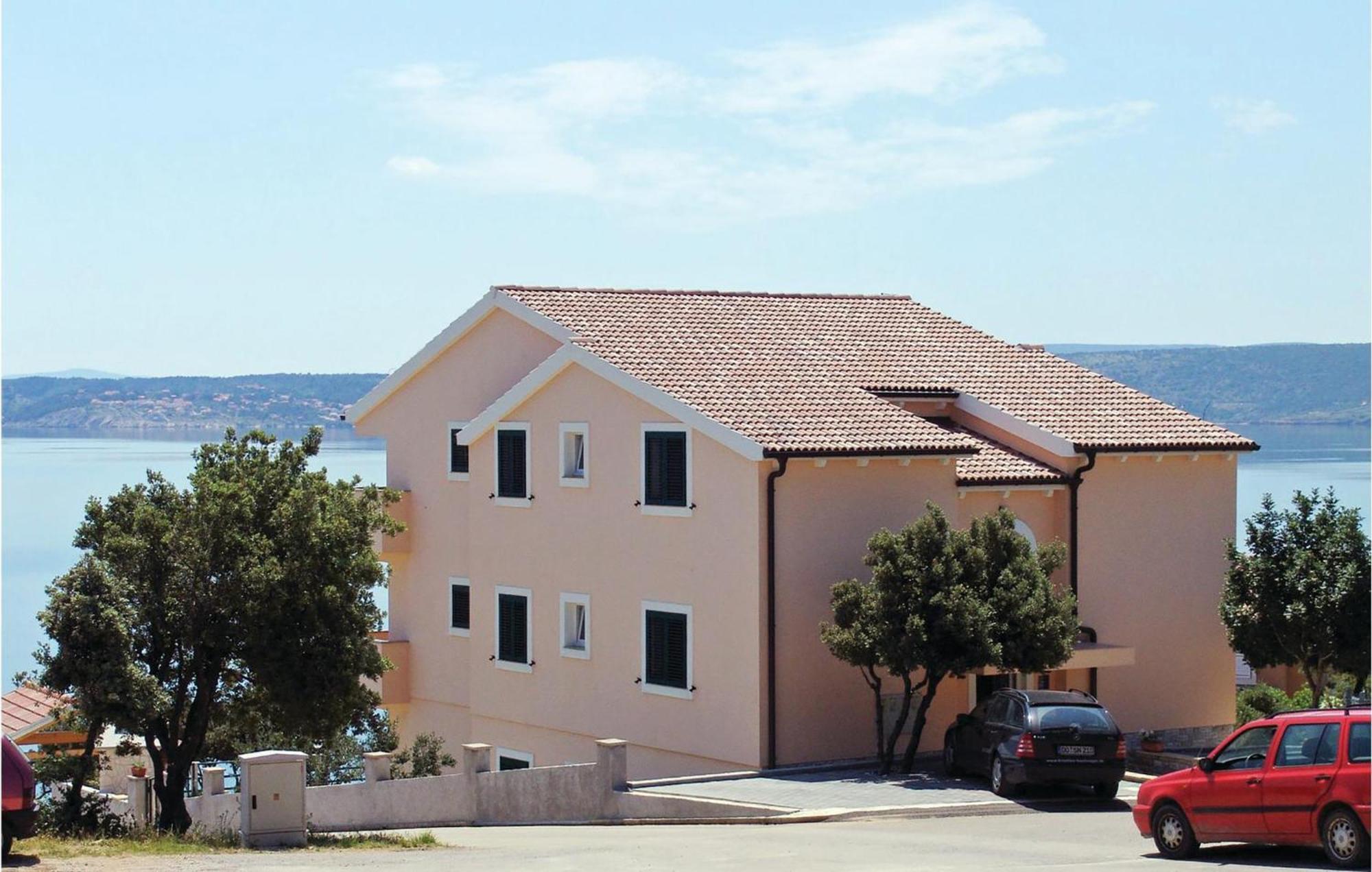 Cozy Apartment In Posedarje With House Sea View Екстериор снимка